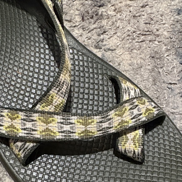 Chaco Green Z-2 Classic Strap Slip On Water Hiking Gorpcore Sandals Size 9 Men - Picture 6 of 9